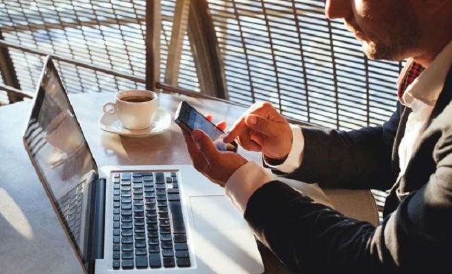 Aplicativo de relacionamento Grinder e Brenda