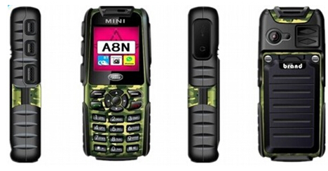 celular land rover militar