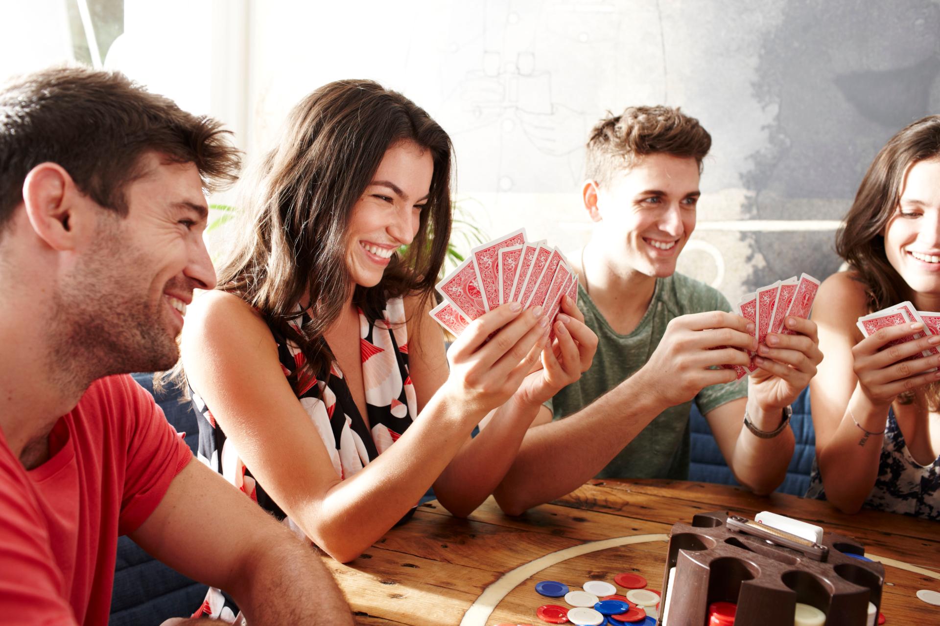 casal e seus amigos presente de dia dos namorados