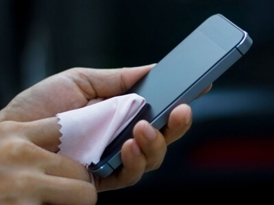 limpando a tela do iphone