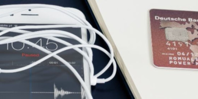 iphone-624709 (1) (1)