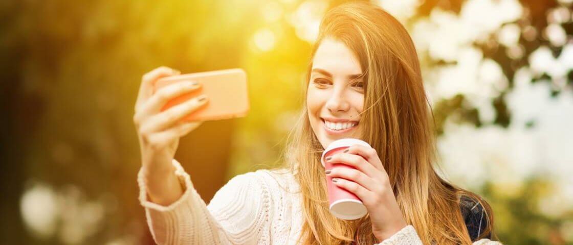 celular-com-flash-frontal